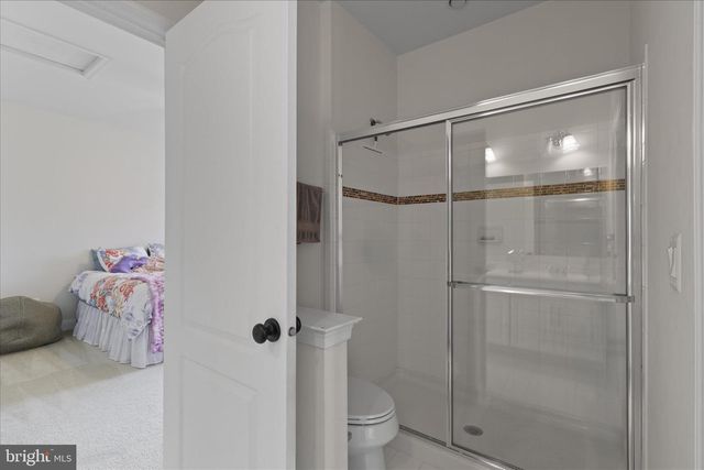 5806 WATERLOO BRIDGE CIR, Haymarket, VA 20169