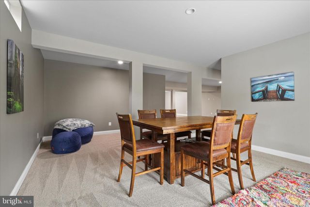 5806 WATERLOO BRIDGE CIR, Haymarket, VA 20169