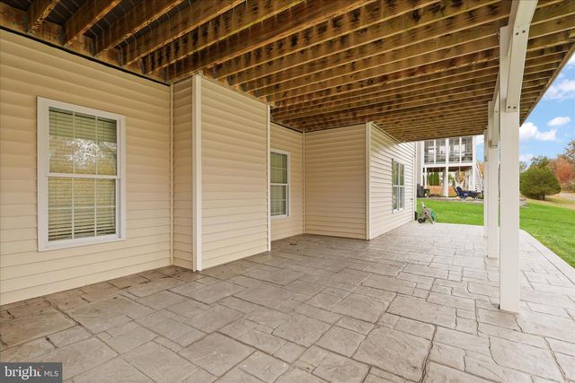 5806 WATERLOO BRIDGE CIR, Haymarket, VA 20169