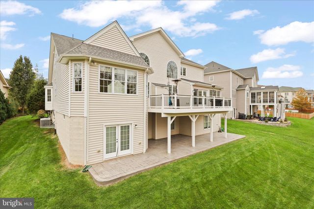 5806 WATERLOO BRIDGE CIR, Haymarket, VA 20169