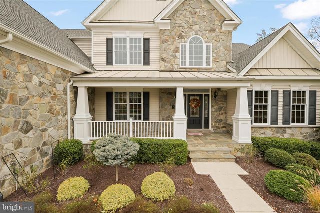 5806 WATERLOO BRIDGE CIR, Haymarket, VA 20169