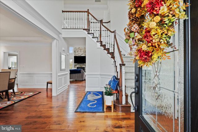 5806 WATERLOO BRIDGE CIR, Haymarket, VA 20169