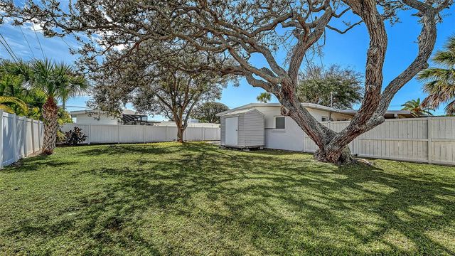 817 HARBOR DRIVE S, Venice, FL 34285