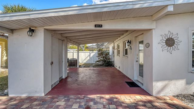 817 HARBOR DRIVE S, Venice, FL 34285