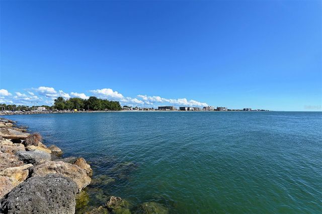 817 HARBOR DRIVE S, Venice, FL 34285