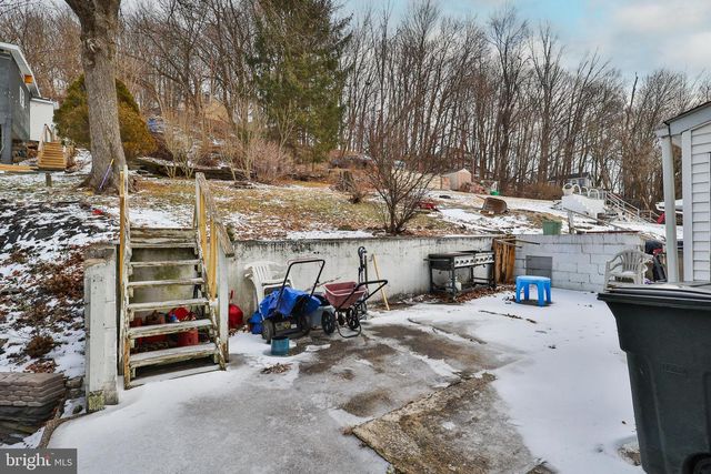 267 S MAIN ST, Bangor, PA 18013