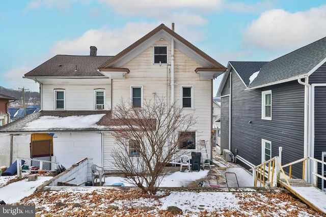 267 S MAIN ST, Bangor, PA 18013