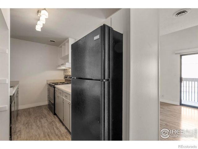 225 E 8th Avenue APT E20, Longmont, CO 80504