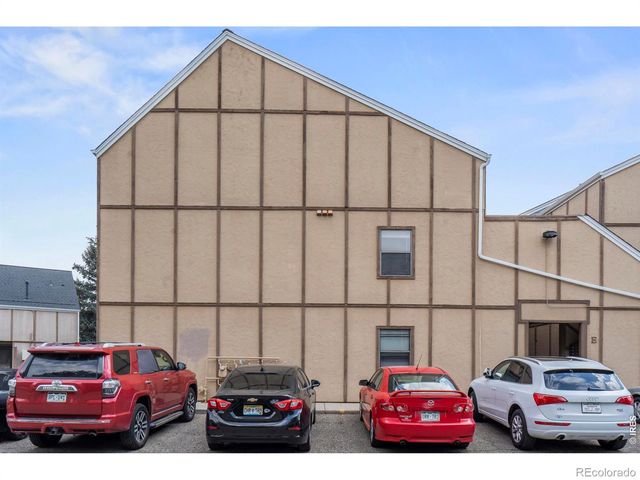 225 E 8th Avenue APT E20, Longmont, CO 80504