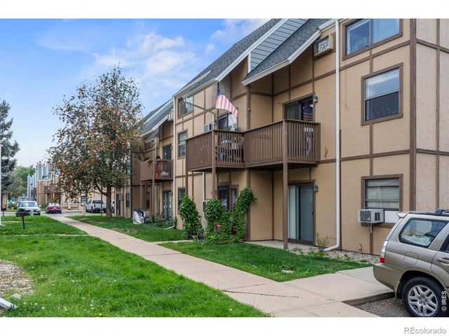 225 E 8th Avenue APT E20, Longmont, CO 80504