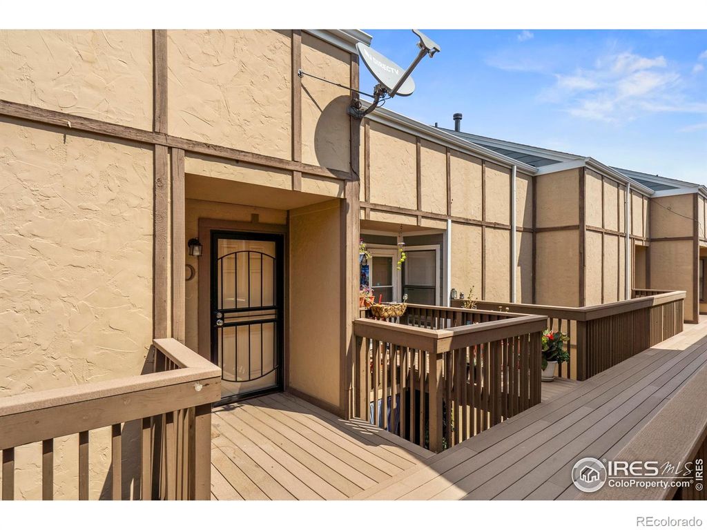 225 E 8th Avenue APT E20, Longmont, CO 80504