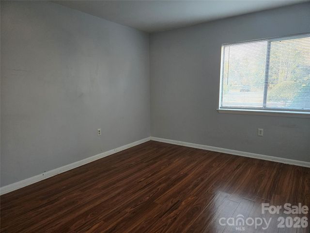 4804 Spring Lake Drive C, Charlotte, NC 28212