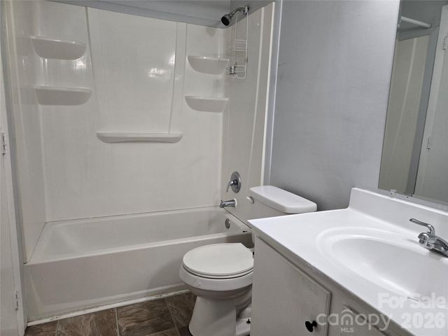 4804 Spring Lake Drive C, Charlotte, NC 28212