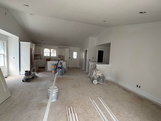 1519 E Addison Way, Laketon Twp, MI 49445