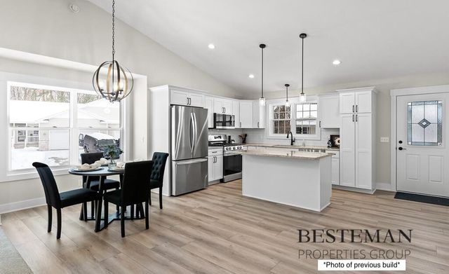 1519 E Addison Way, Laketon Twp, MI 49445
