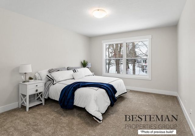 1519 E Addison Way, Laketon Twp, MI 49445