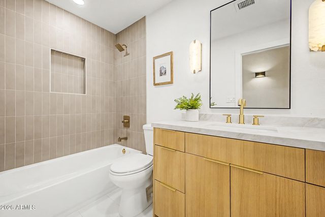 4361 E MEADOW Drive, Phoenix, AZ 85032