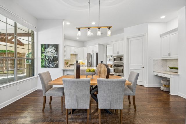 1807 Greenlea Cove, Southlake, TX 76092