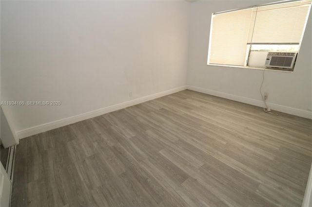 915 NE 16th Ter 4, Fort Lauderdale, FL 33304