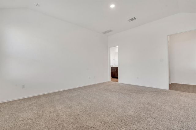 261 Madrid, Kyle, TX 78640