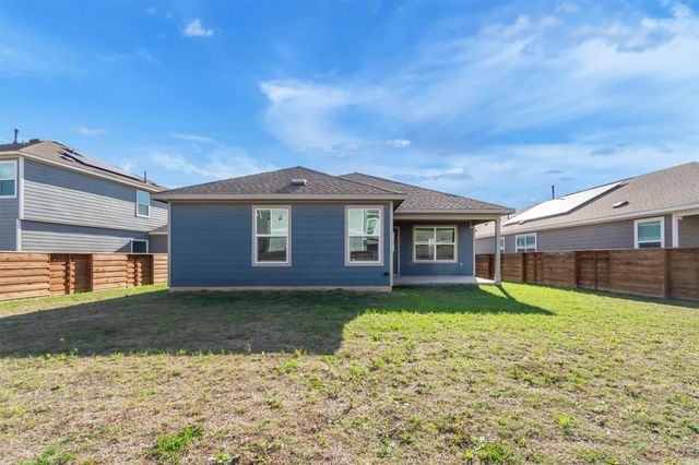 261 Madrid, Kyle, TX 78640