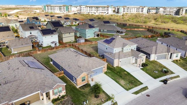 261 Madrid, Kyle, TX 78640