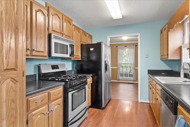 301 Andes Dr, Columbia, TN 38401