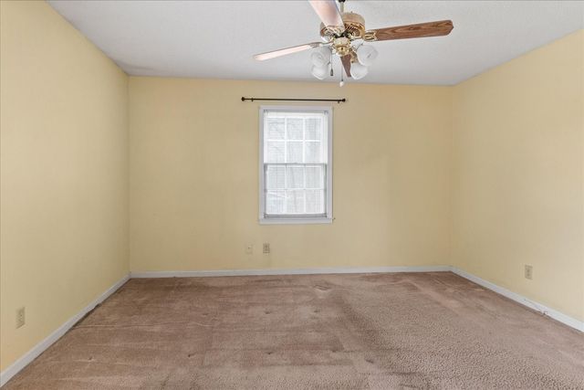 301 Andes Dr, Columbia, TN 38401