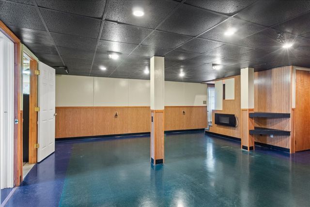 301 Andes Dr, Columbia, TN 38401