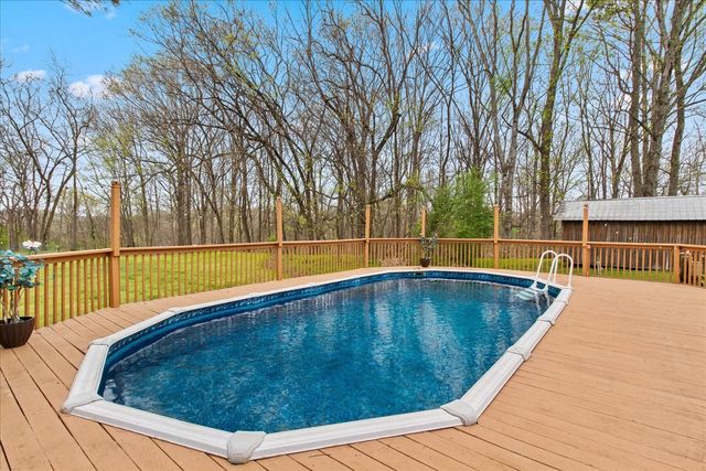 301 Andes Dr, Columbia, TN 38401