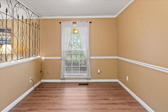 301 Andes Dr, Columbia, TN 38401