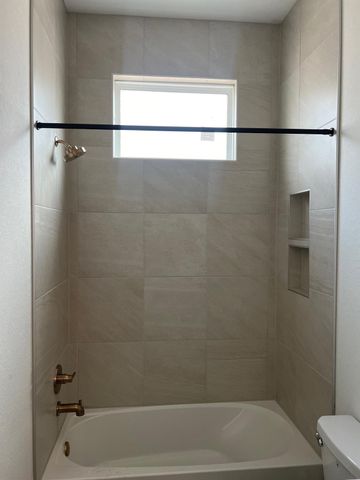 13323 Valley Orchard, Tomball, TX 77375