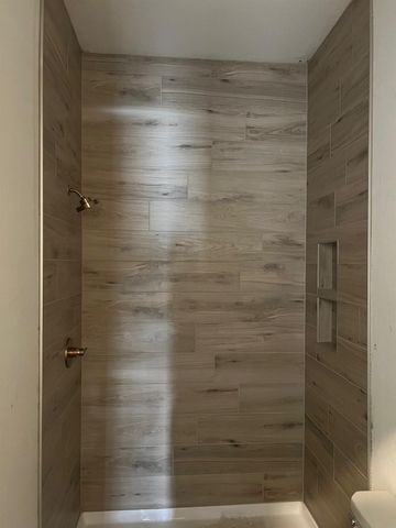 13323 Valley Orchard, Tomball, TX 77375