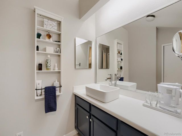 7373 E Iowa Ave 1062, Denver, CO 80231
