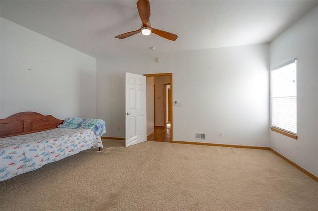 8325 Waverly Avenue, Kansas City, KS 66109