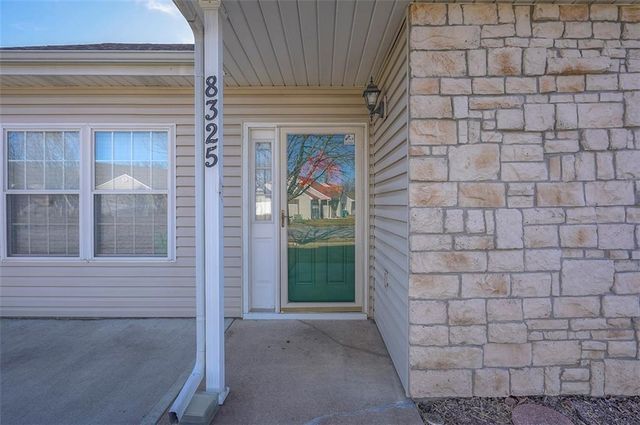 8325 Waverly Avenue, Kansas City, KS 66109