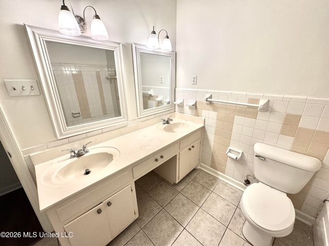 8761 Chesterfield Drive, Southaven, MS 38671