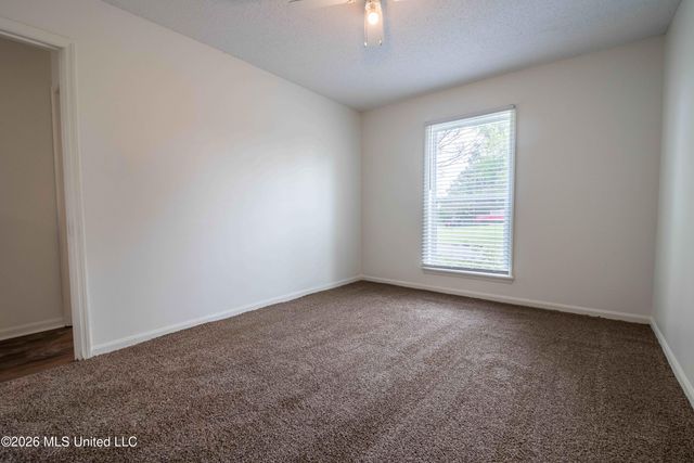 8761 Chesterfield Drive, Southaven, MS 38671