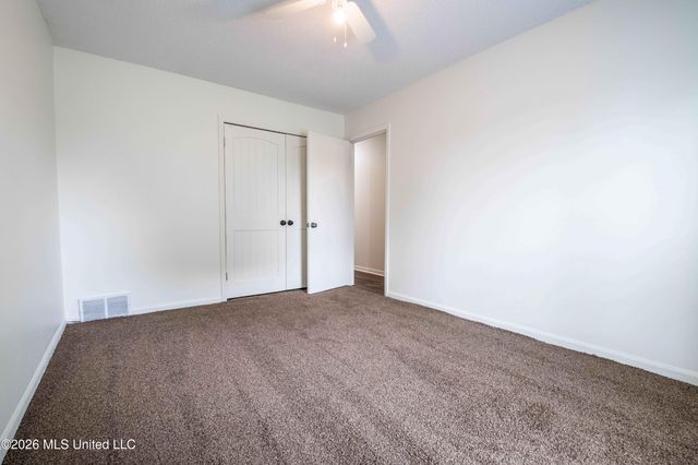 8761 Chesterfield Drive, Southaven, MS 38671