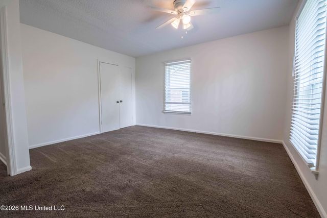 8761 Chesterfield Drive, Southaven, MS 38671