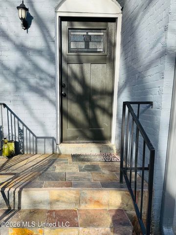 8761 Chesterfield Drive, Southaven, MS 38671