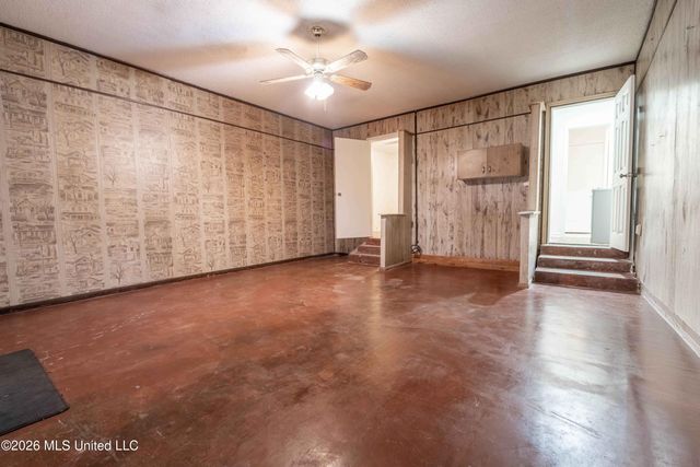 8761 Chesterfield Drive, Southaven, MS 38671