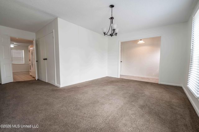 8761 Chesterfield Drive, Southaven, MS 38671