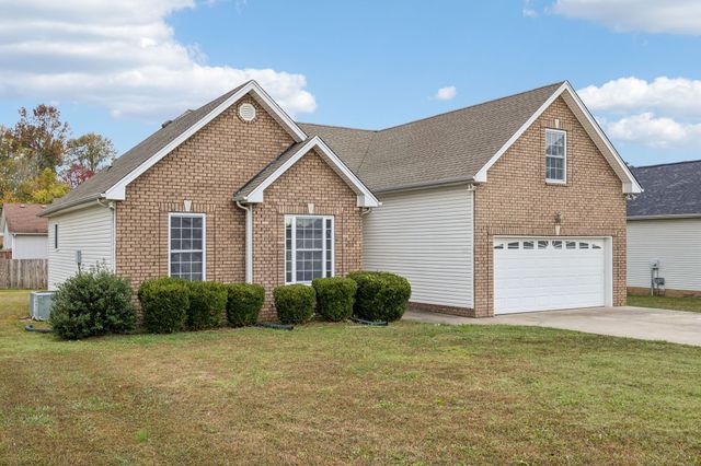 238 Clydesdale Ln, Springfield, TN 37172