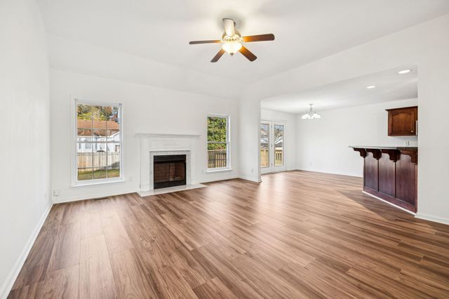 238 Clydesdale Ln, Springfield, TN 37172