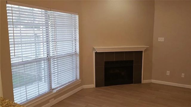4113 Esters Road 604, Irving, TX 75038