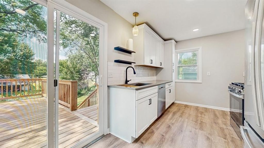 1636 Dakota Avenue S, Saint Louis Park, MN 55416