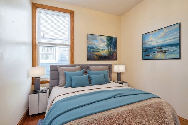 3400 N Keeler Avenue 2, Chicago, IL 60641