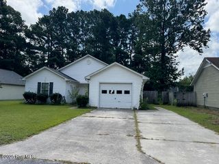 1024 Spring Villa Drive, Jacksonville, NC 28540