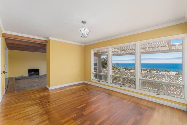 6530 Manana Place, La Jolla, CA 92037